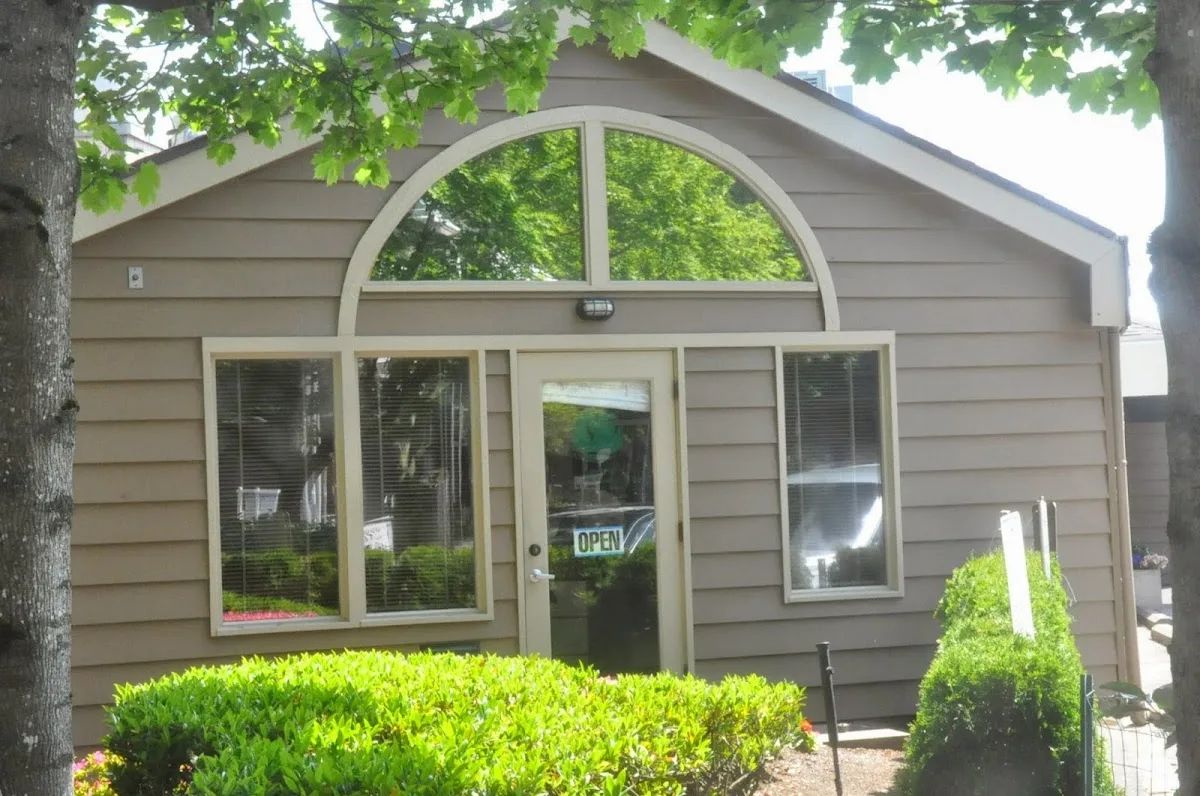 32 Pearls Seattle — photo 1