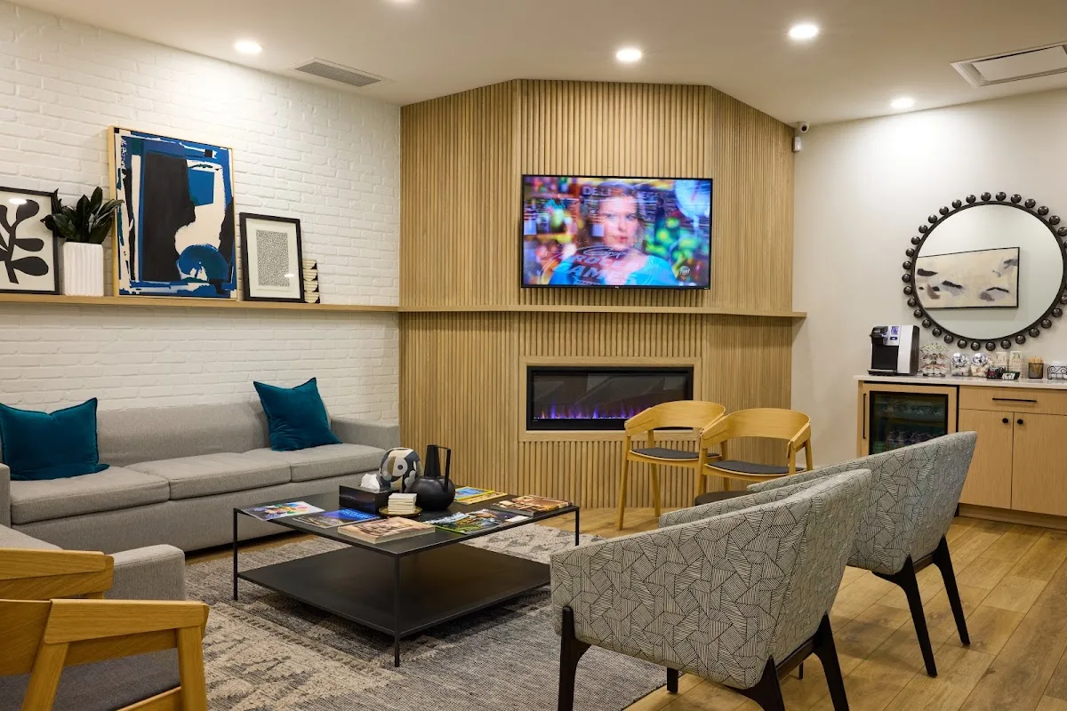 Advanced Dental Care & Aesthetics | Dental Implants Cleveland — photo 2