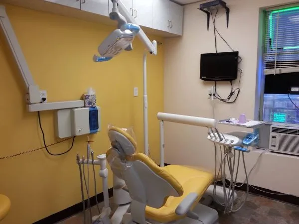 Advanced Dentistry of New York: Frantz Backer, DDS — photo 3