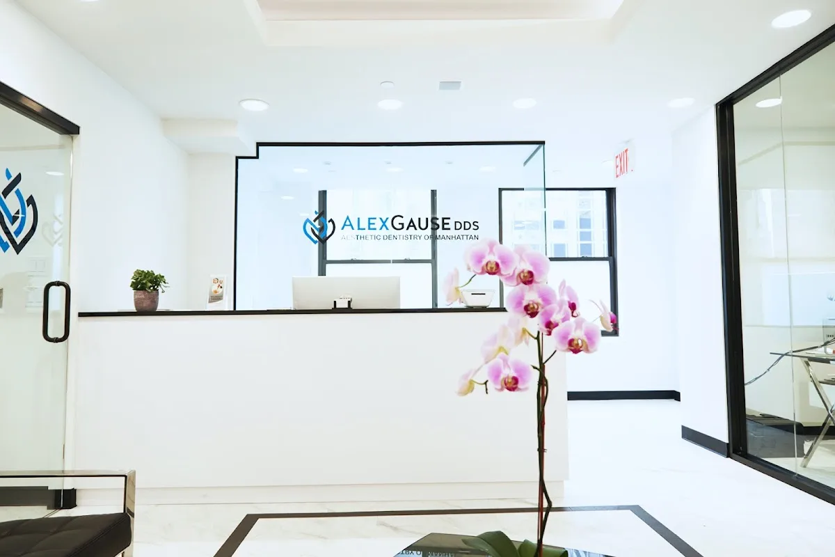 Aesthetic Dental Greenpoint Brooklyn — photo 3