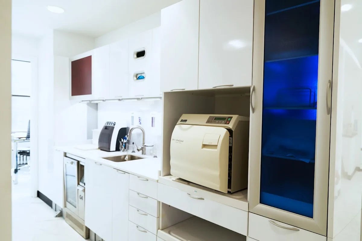 Aesthetic Dentistry of Manhattan — photo 3