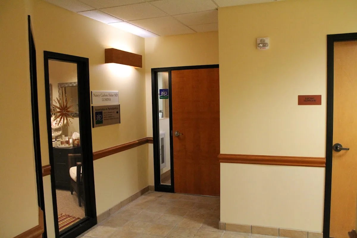 Associates in Periodontics Dr Adisa Ratanasirintrawoot and Dr. William Burns — photo 2