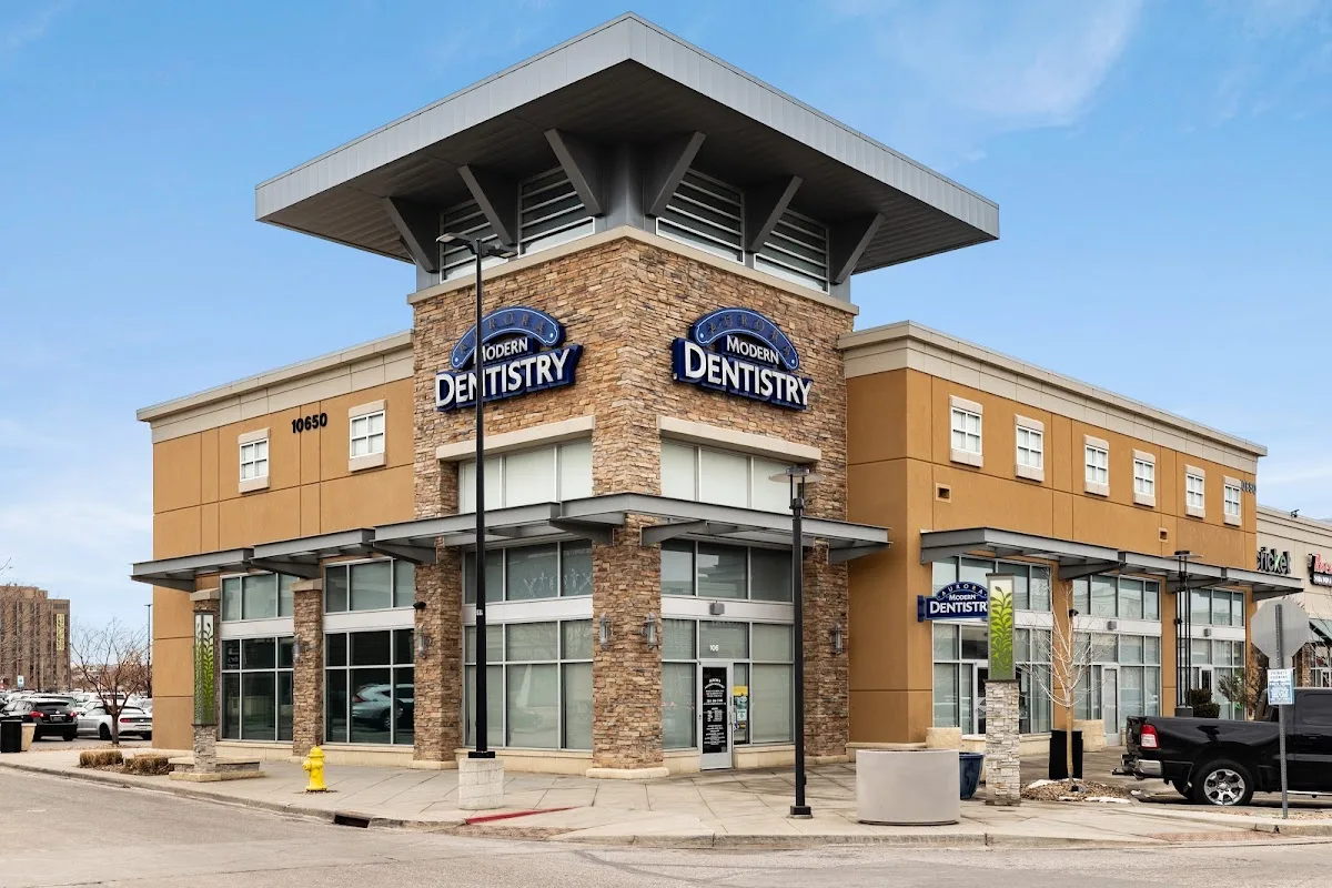 Aurora Modern Dentistry