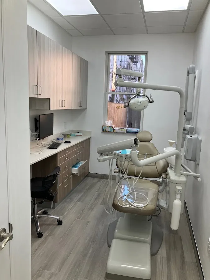 Brooklyn Smile & Dental Implants — photo 2