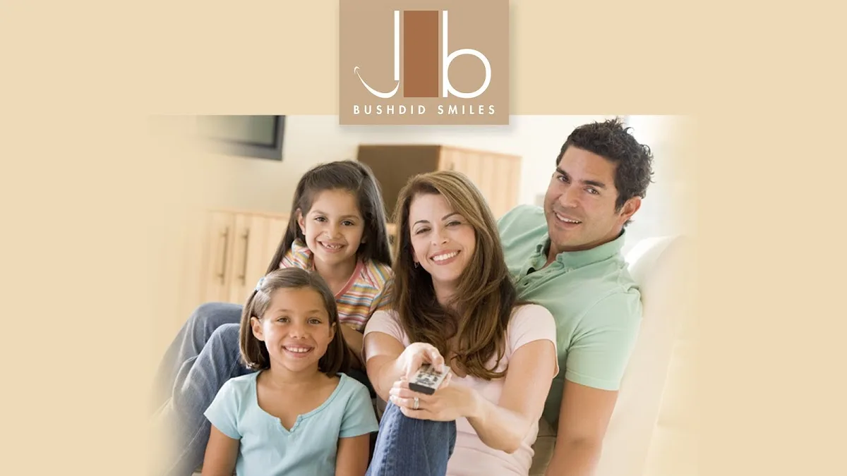 Bushdid Smiles — photo 2