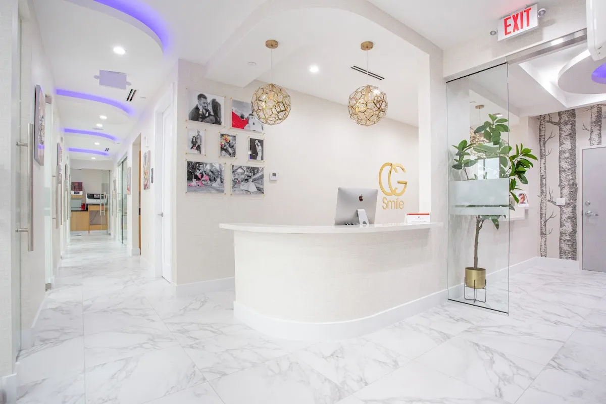 CG Smile — photo 2