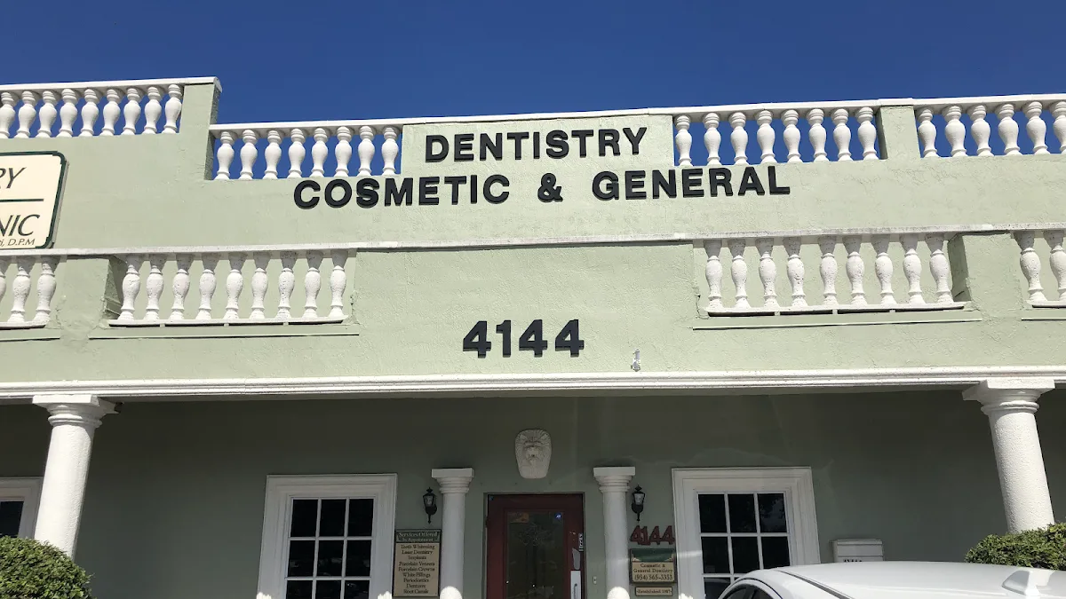 Coral Bay Smiles Boutique Cosmetic & General Family Dentistry — photo 1
