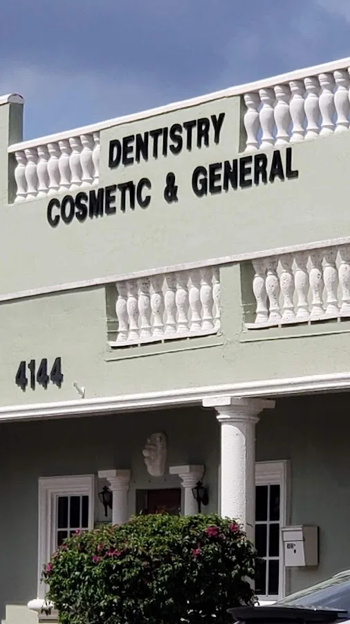 Coral Bay Smiles Boutique Cosmetic & General Family Dentistry — photo 2