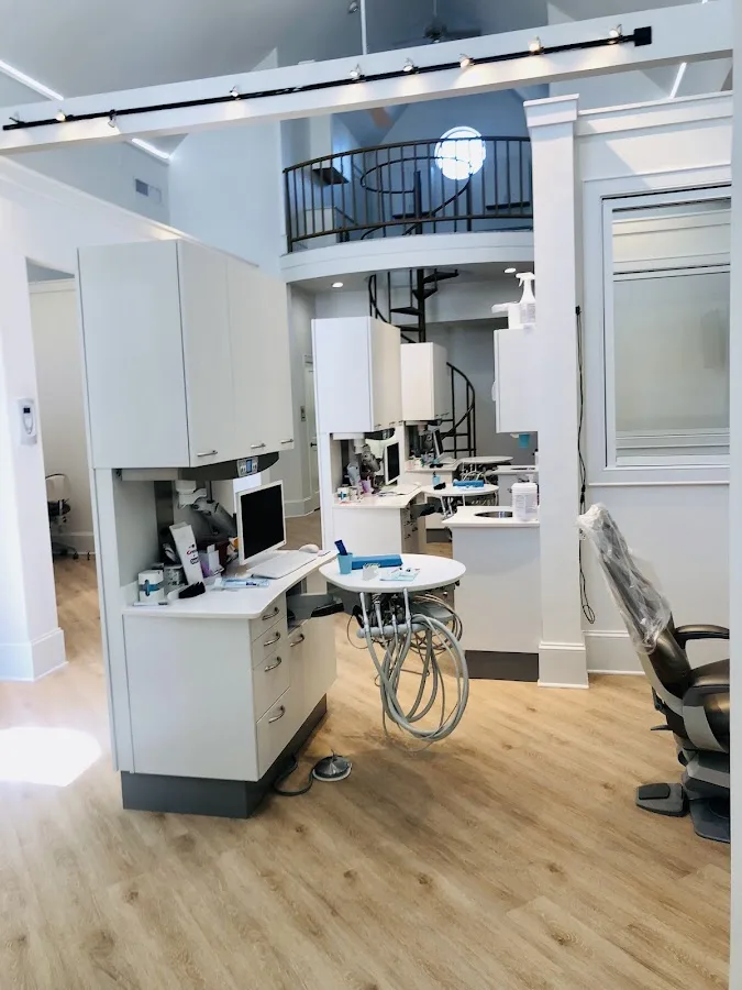 Crown Dental Spa — photo 1