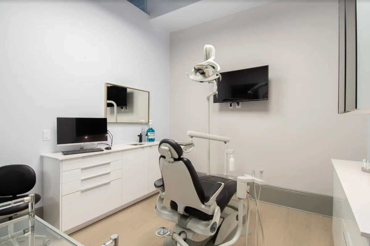 Crown Dental Spa — photo 3