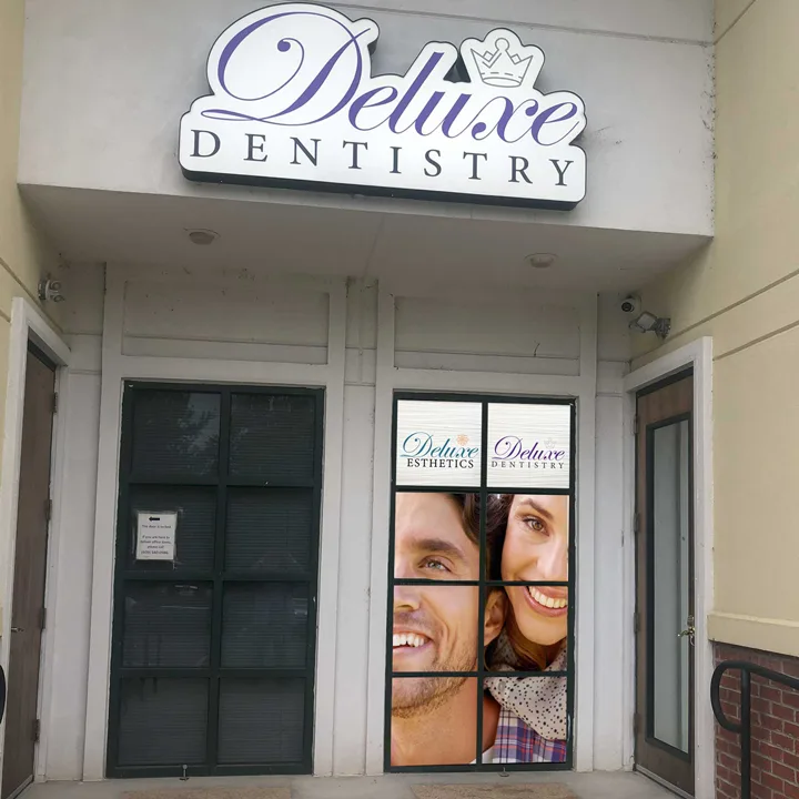 Deluxe Dentistry-General Dentistry-Cosmetic-Dental Implants-Sedation-Emergency Dental Care — photo 3