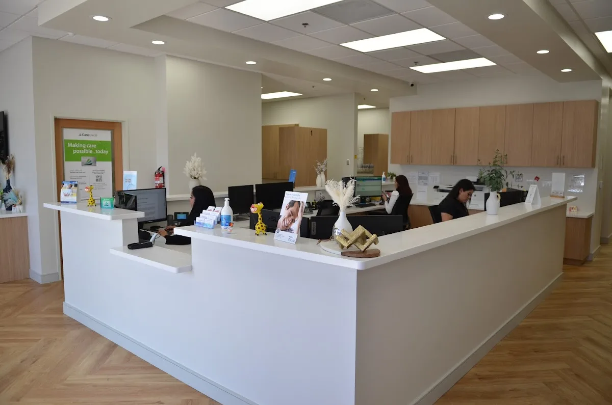 Dentist of Anaheim Dental Office of Dr.Hamid Barkhordar — photo 1