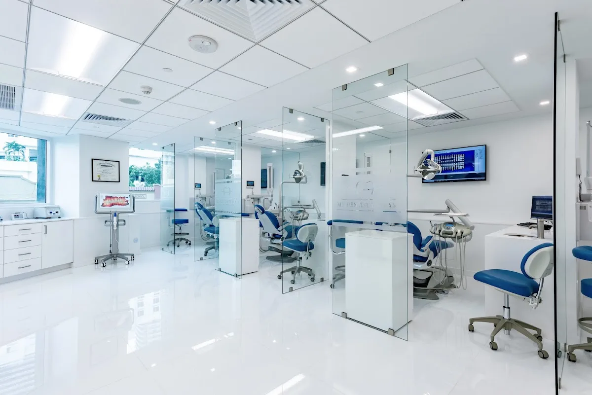 Dentists in Brickell - HQ Dontics Dental Centre — photo 5