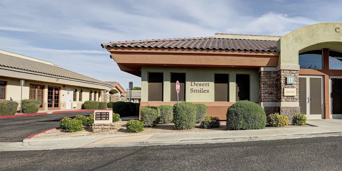 Desert Smiles Cosmetic & Restorative Dentistry