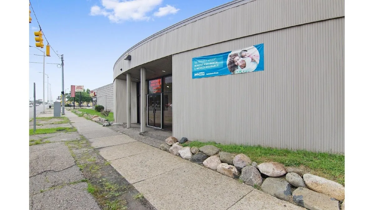 Diamond Smiles Dentistry — photo 4