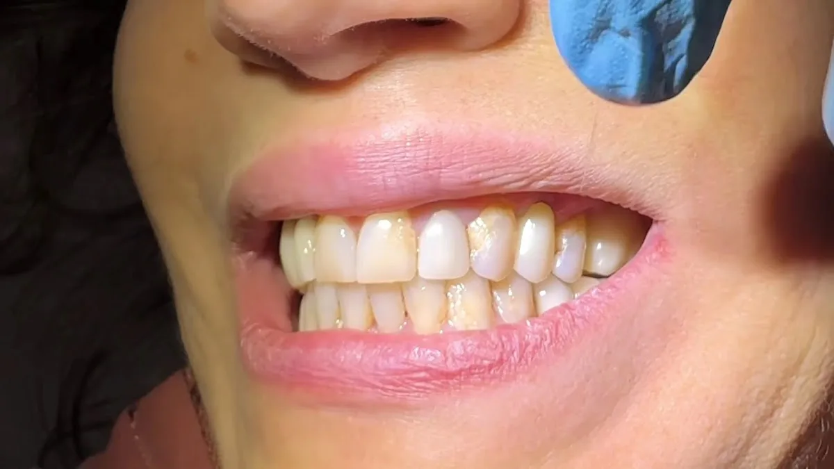 Divine Smiles — photo 3