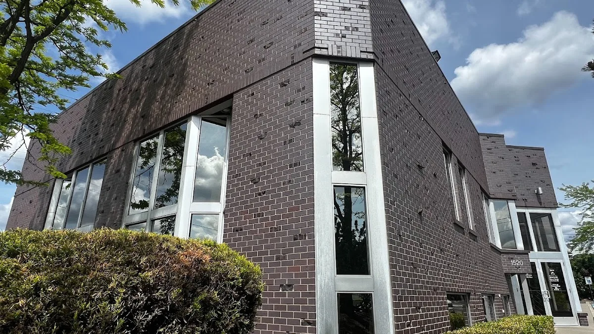 Downriver Smiles — photo 3