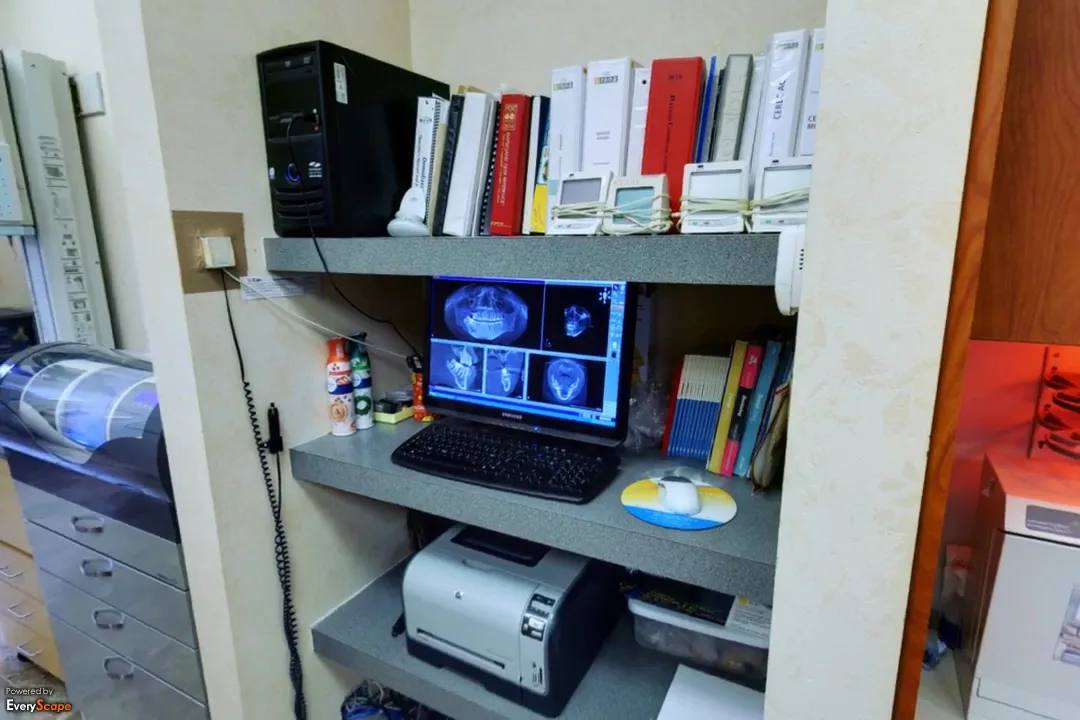 Dr. Eric J Aubert, DMD — photo 2