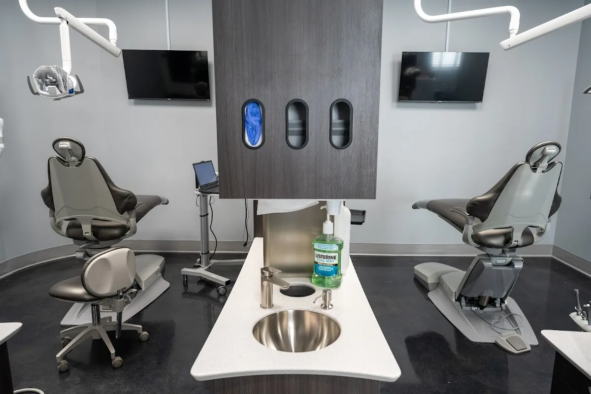 Dr. Layth Saraf, DMD — photo 5