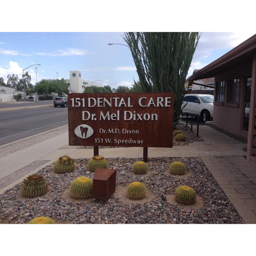 Dr. Melvin M. Dixon, DDS — photo 1