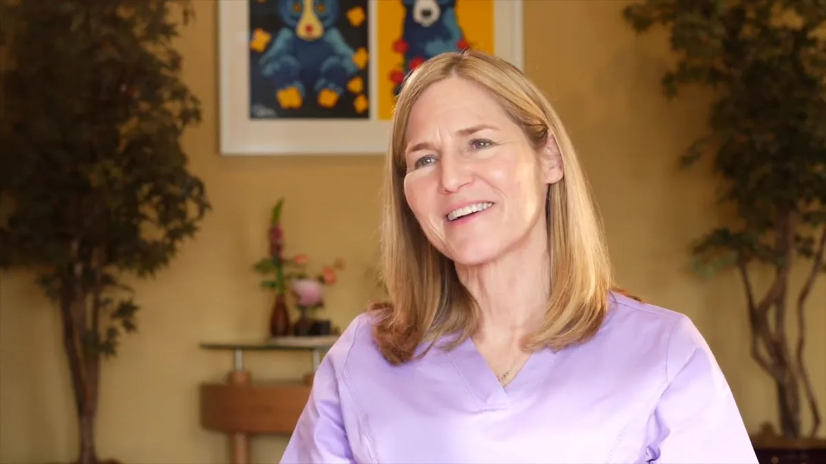 Dr. Susan Bracker, DDS — photo 2