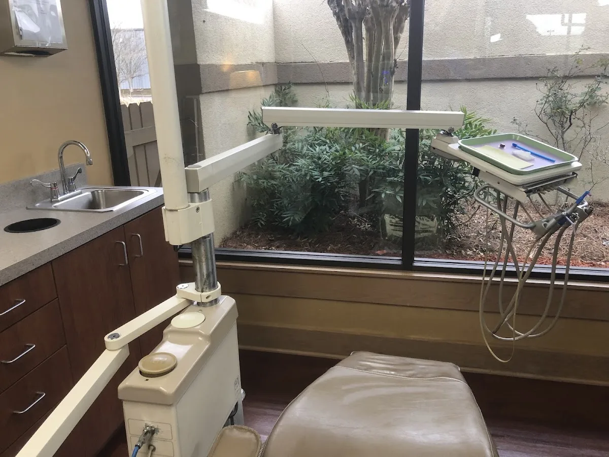 Dr Walter K Little, Jr., DDS, PC