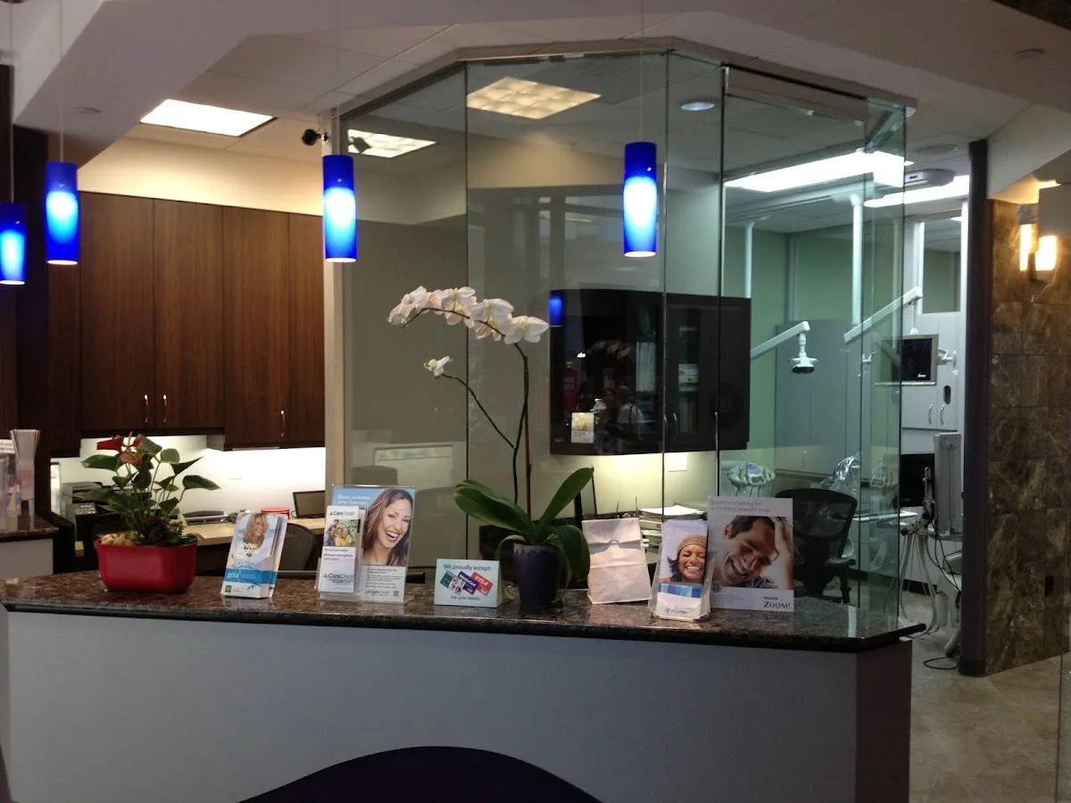 Dullat Dental Cosmetic & Implants — photo 4