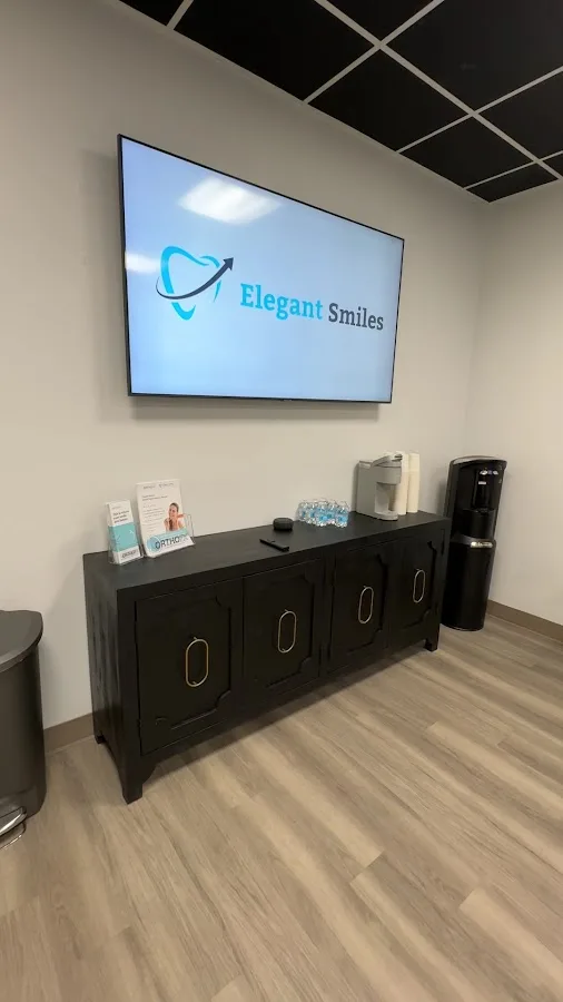 Elegant Smiles — photo 2