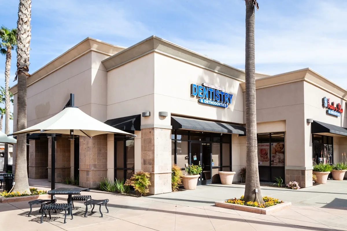 First Choice Dentistry - Dentist Bakersfield CA - Cometic Dentist in Bakersfield