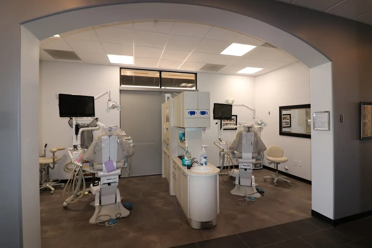 First Choice Dentistry - Dentist Bakersfield CA - Cometic Dentist in Bakersfield — photo 2