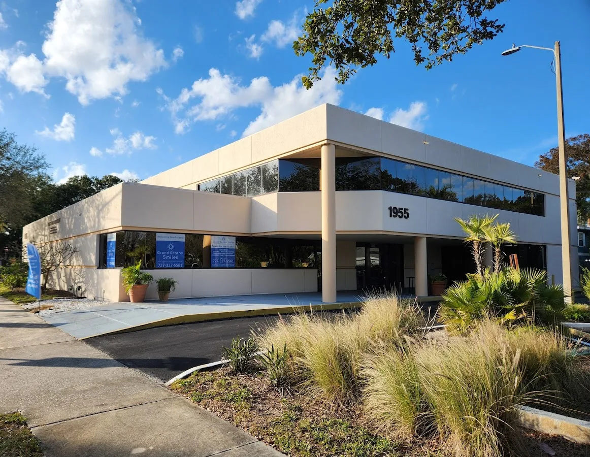 Grand Central Smiles
