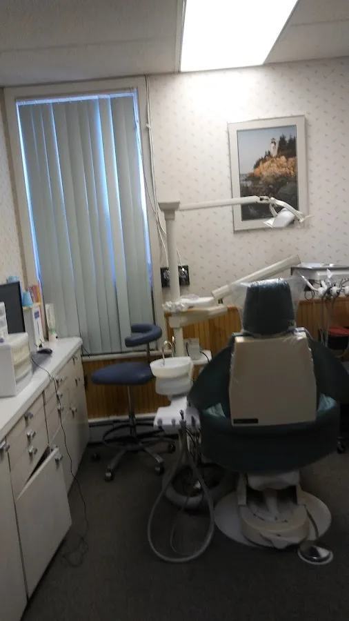 Hartford Family Dentist - Dental Implant Specialist and Emergency Dentist — photo 3