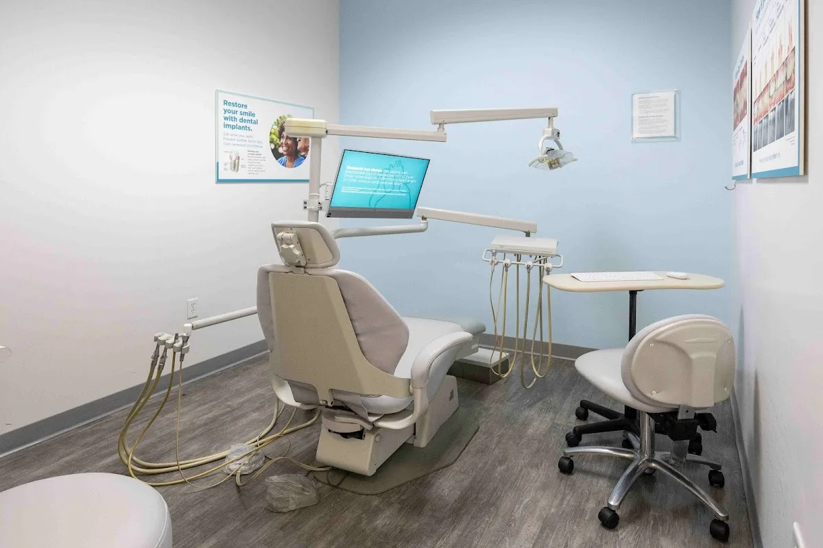 Henderson Modern Dentistry — photo 2