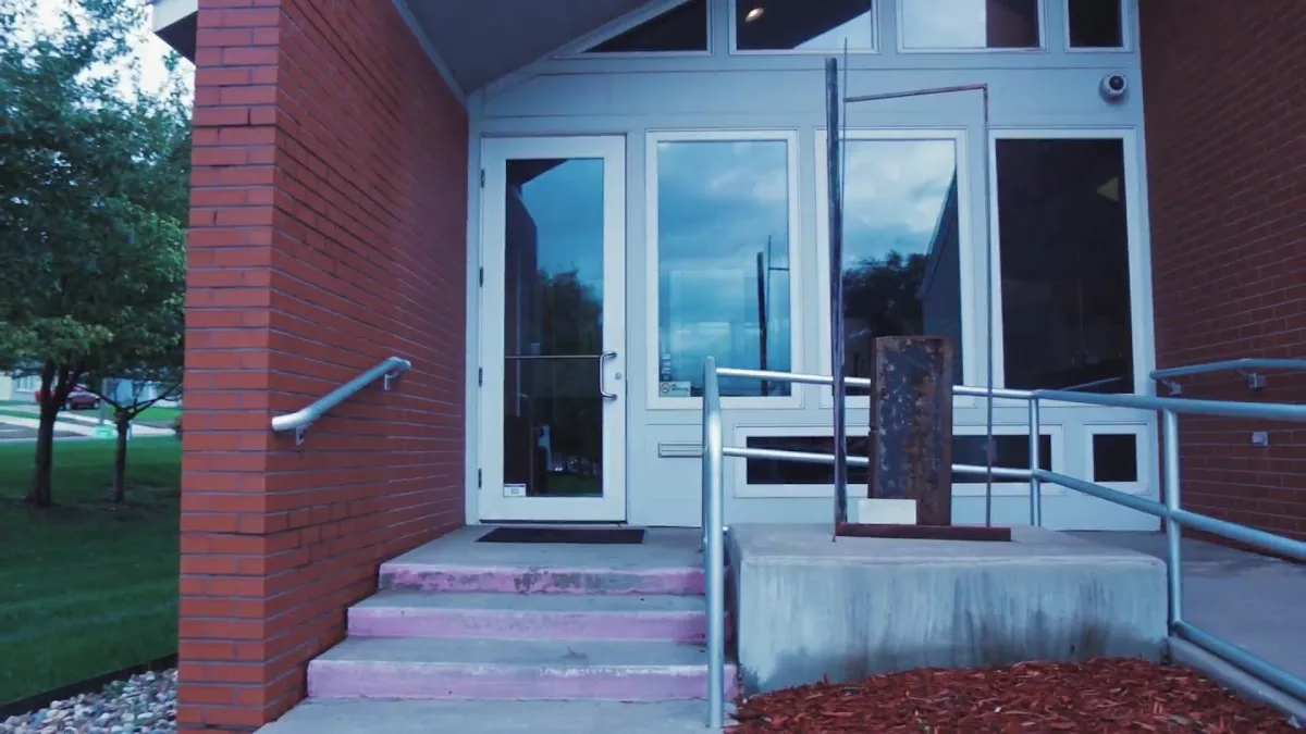 Iowa Dental Group - Des Moines — photo 2