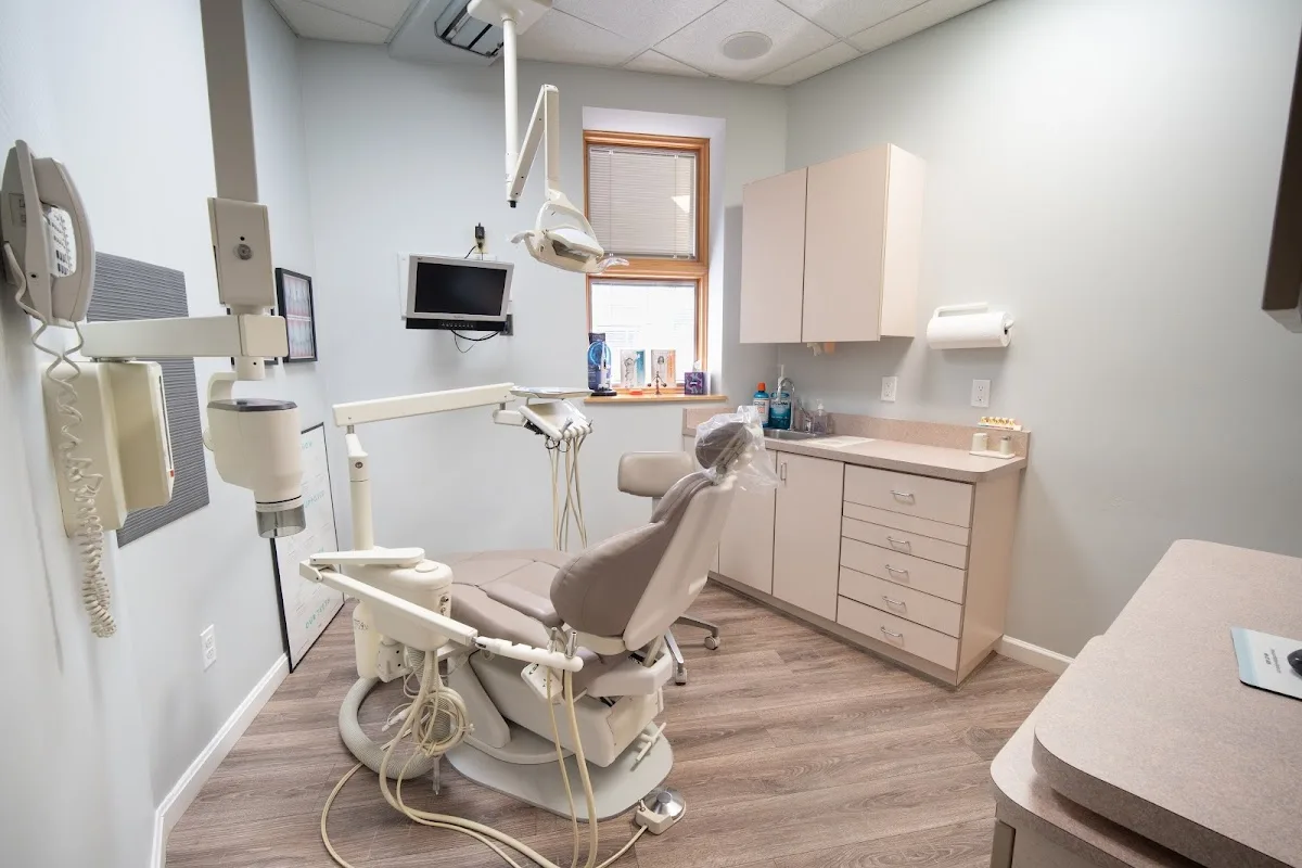 Jorge E Vallejo DMD — photo 2