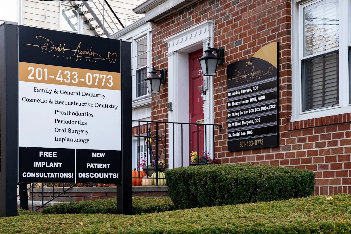 Journal Square Dental - Jersey City — photo 4