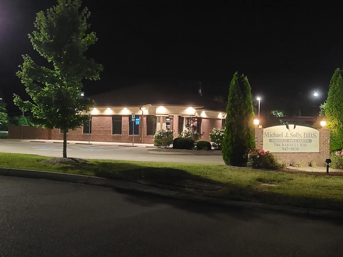 Knoxville Smile Center - Michael J Solly, DDS — photo 2