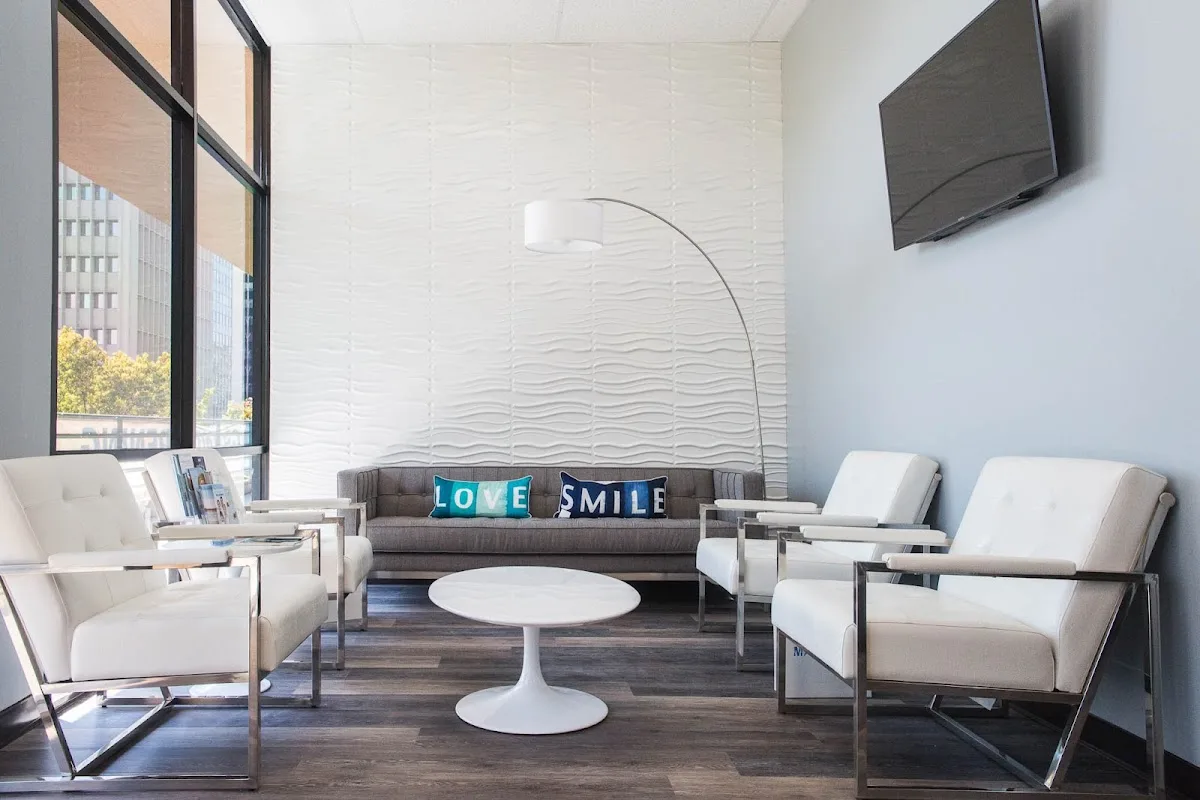 LA Dental Clinic — photo 2