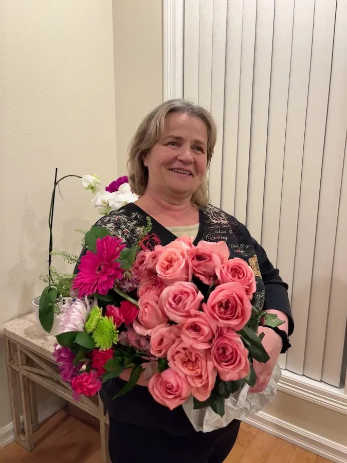 Lamuel Lucescu DMD, Family and Cosmetic Dentistry — photo 3