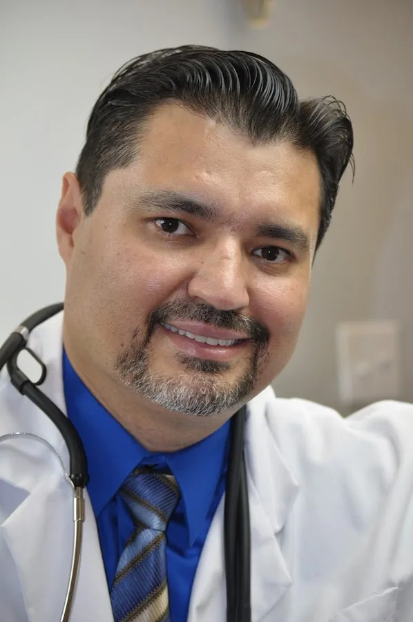 Lamuel Lucescu DMD, Family and Cosmetic Dentistry — photo 5