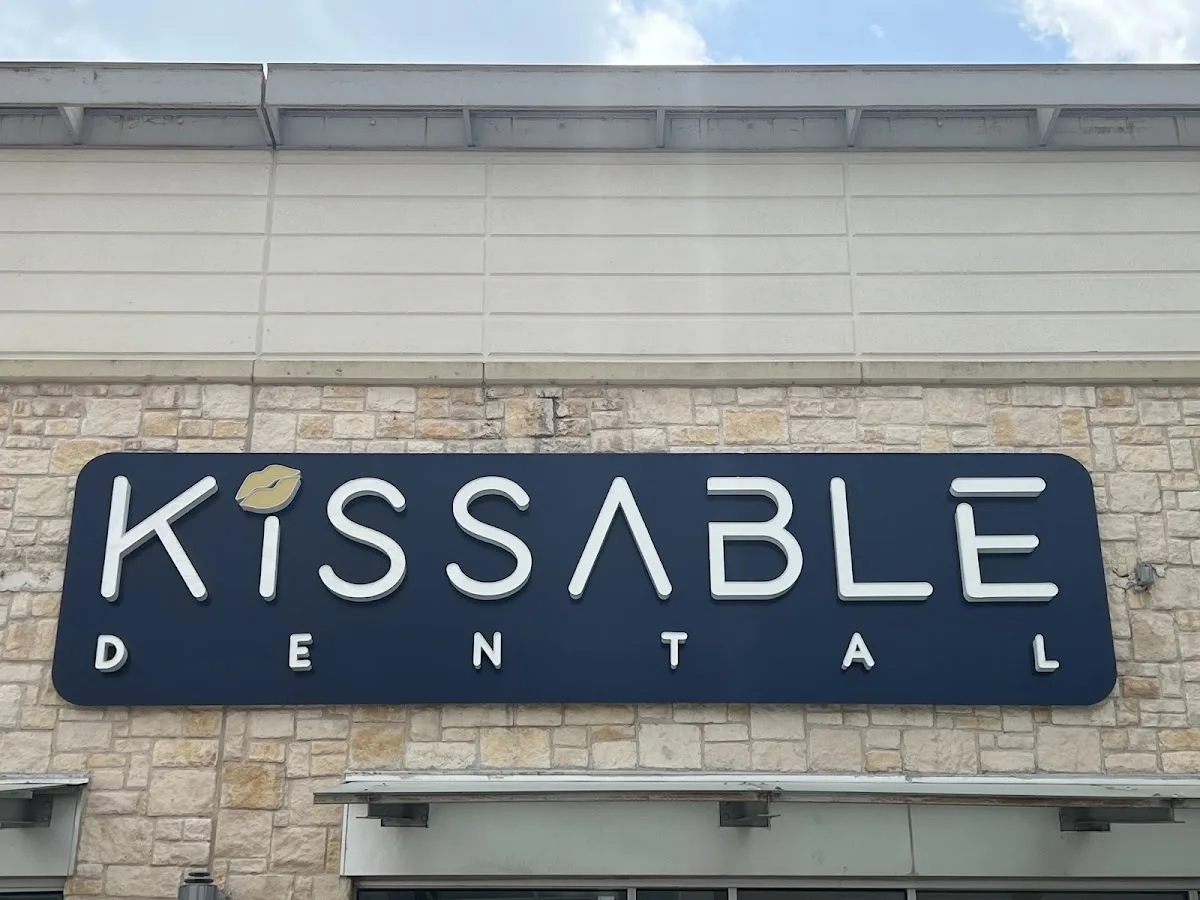 Luxuri Dental — photo 2