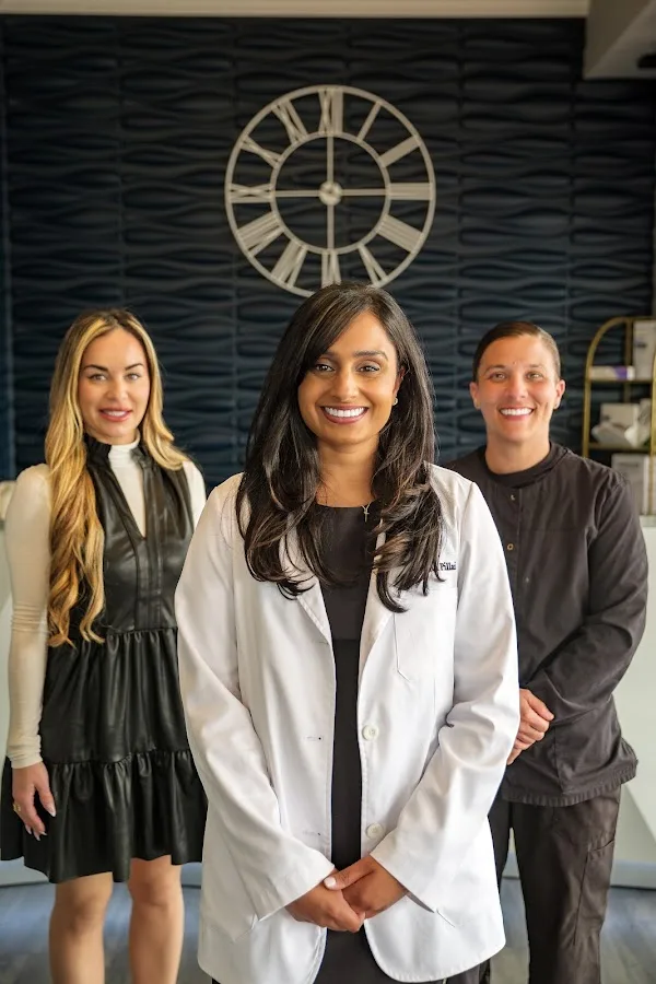 Lynna Pillai DMD - Dentist in Woodbury