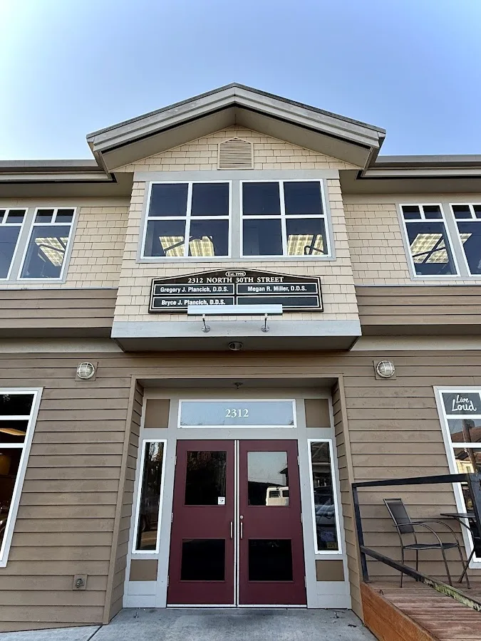 Megan Miller, DDS — photo 1