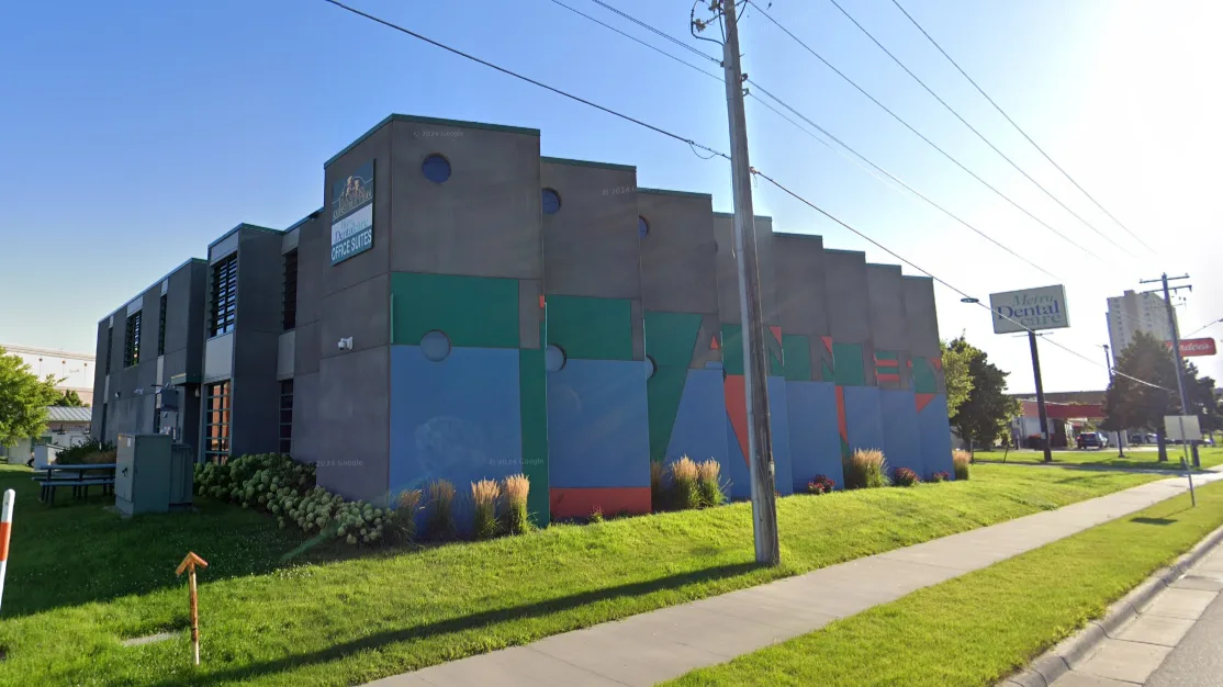 Metro Dentalcare St. Paul Midway