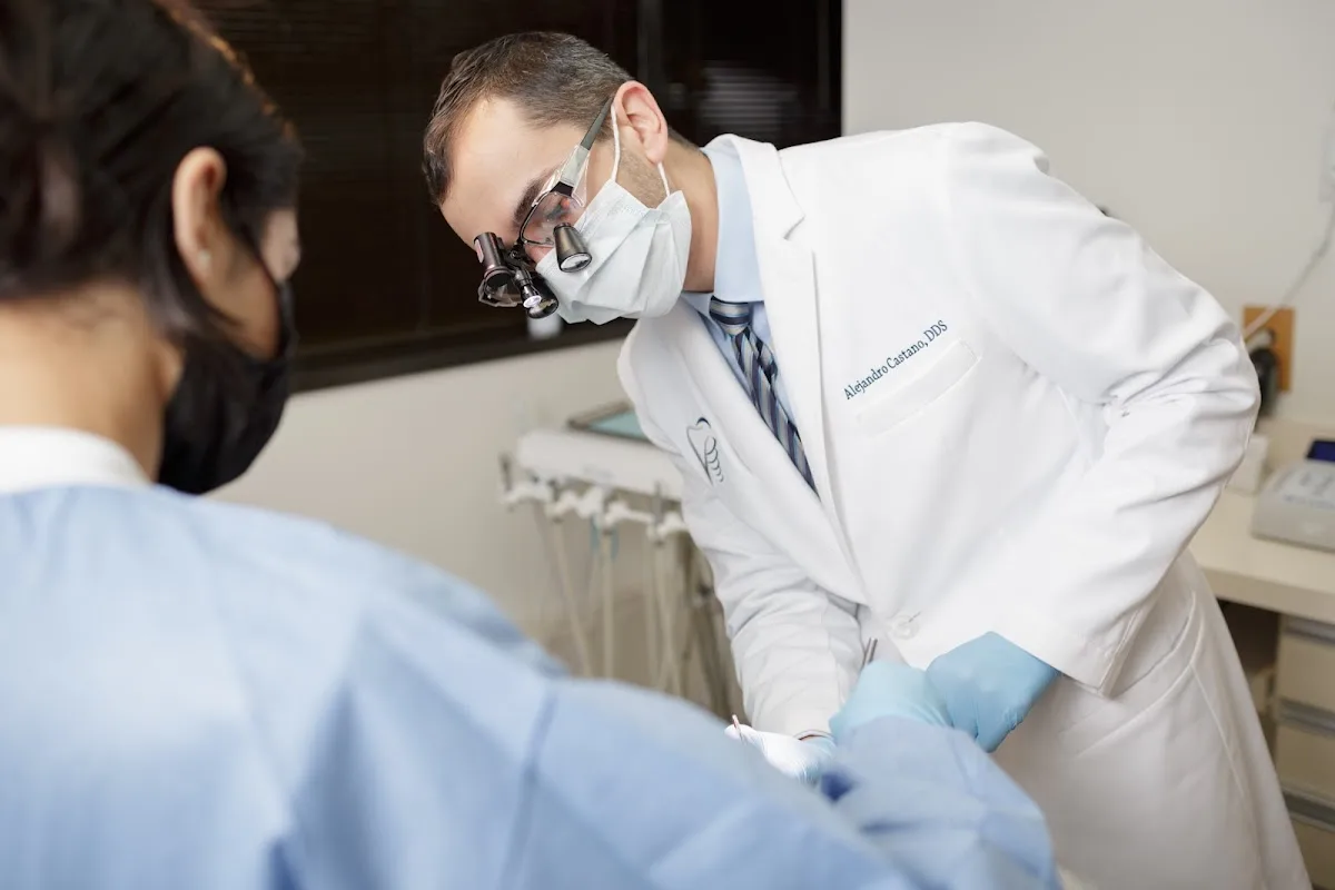 Patient-focused dental care experience emphasizing comfort and clear communication
