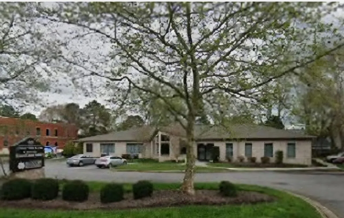 Monleudy Bracken, DDS — photo 2