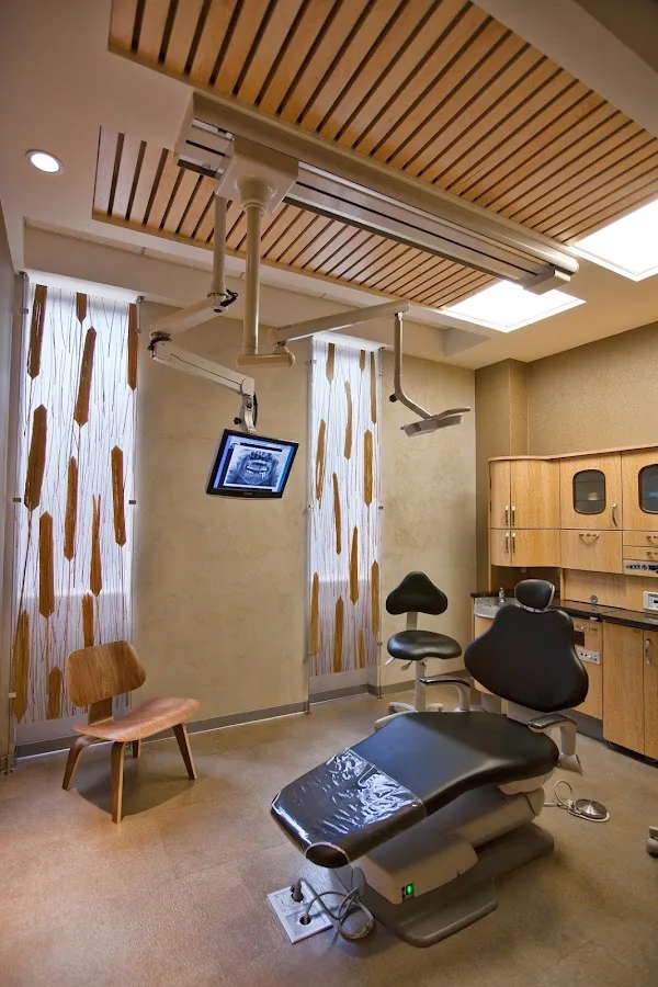 Moossy General & Cosmetic Dentistry - Michael Moossy DDS — photo 2