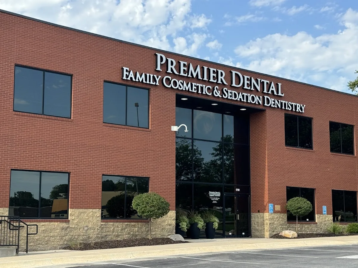 Premier Dental — photo 1