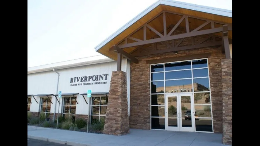 Riverpoint Family, Cosmetic and Implant Dentistry — photo 1