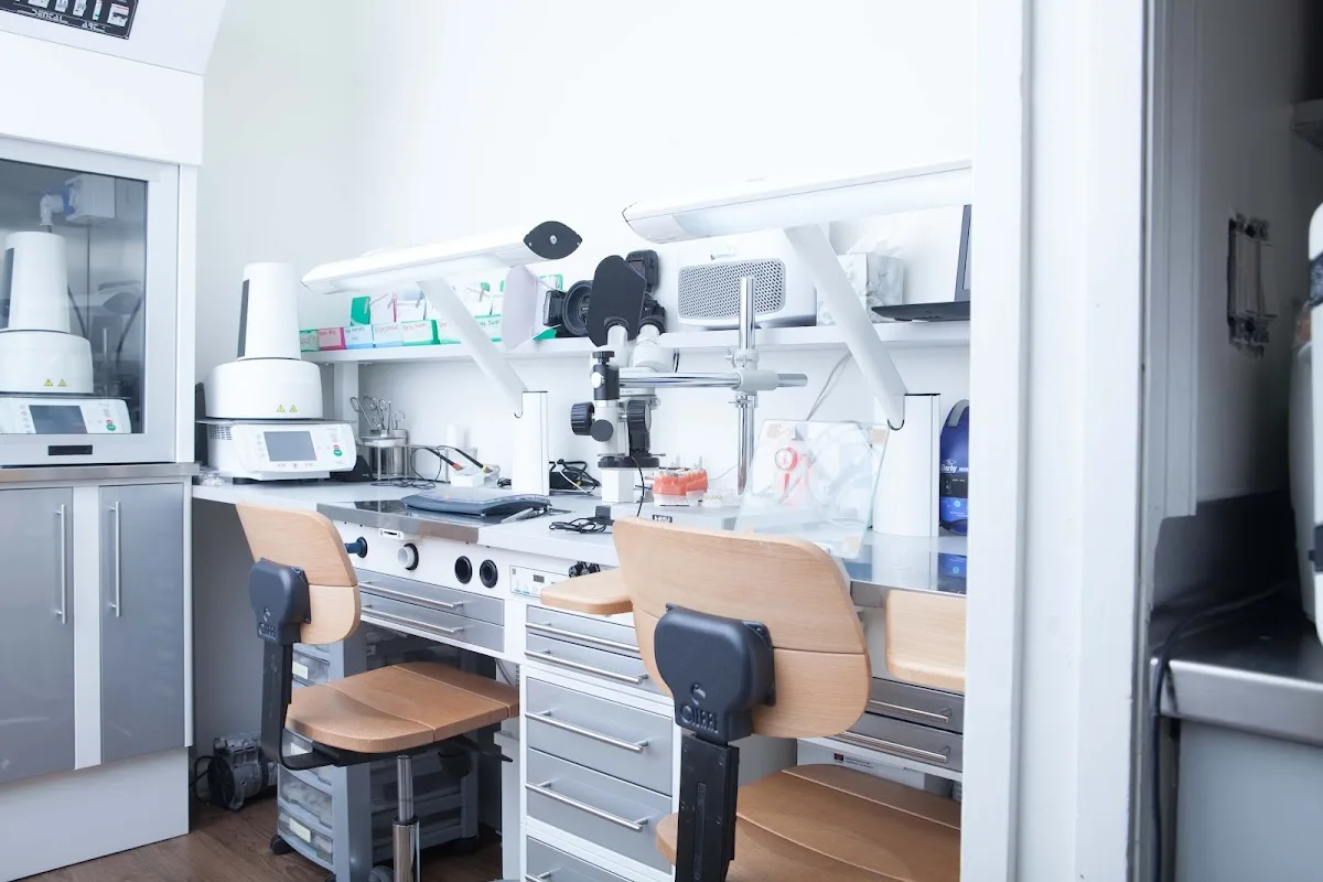 Patient-focused dental consultation setup